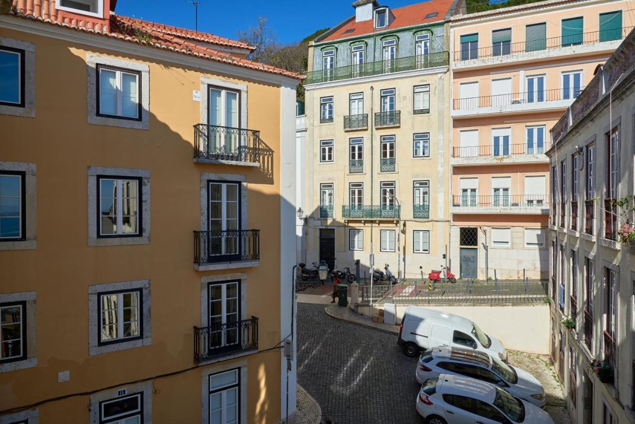 Charming Castelo. Amazing View Lisbon